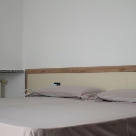 Appartamento Dante Cremona Exterior foto